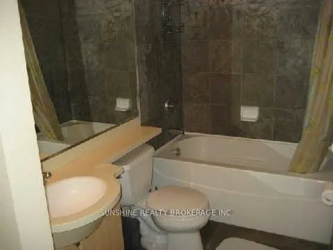 763 Bay Street, #4106