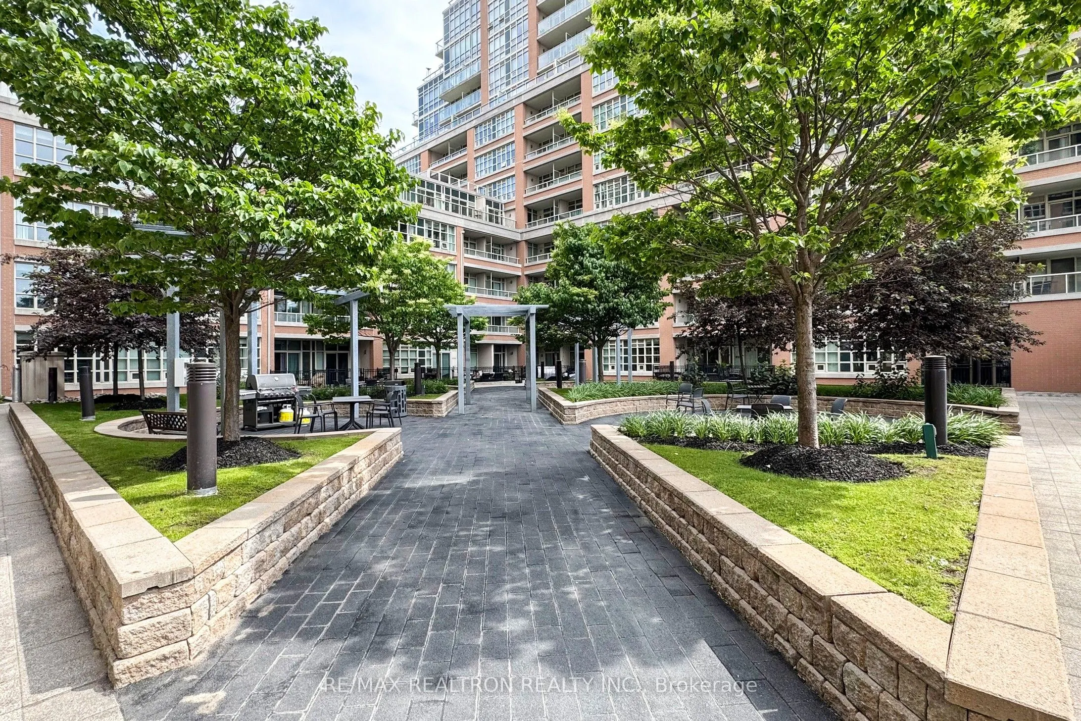 75 East Liberty Street, #502