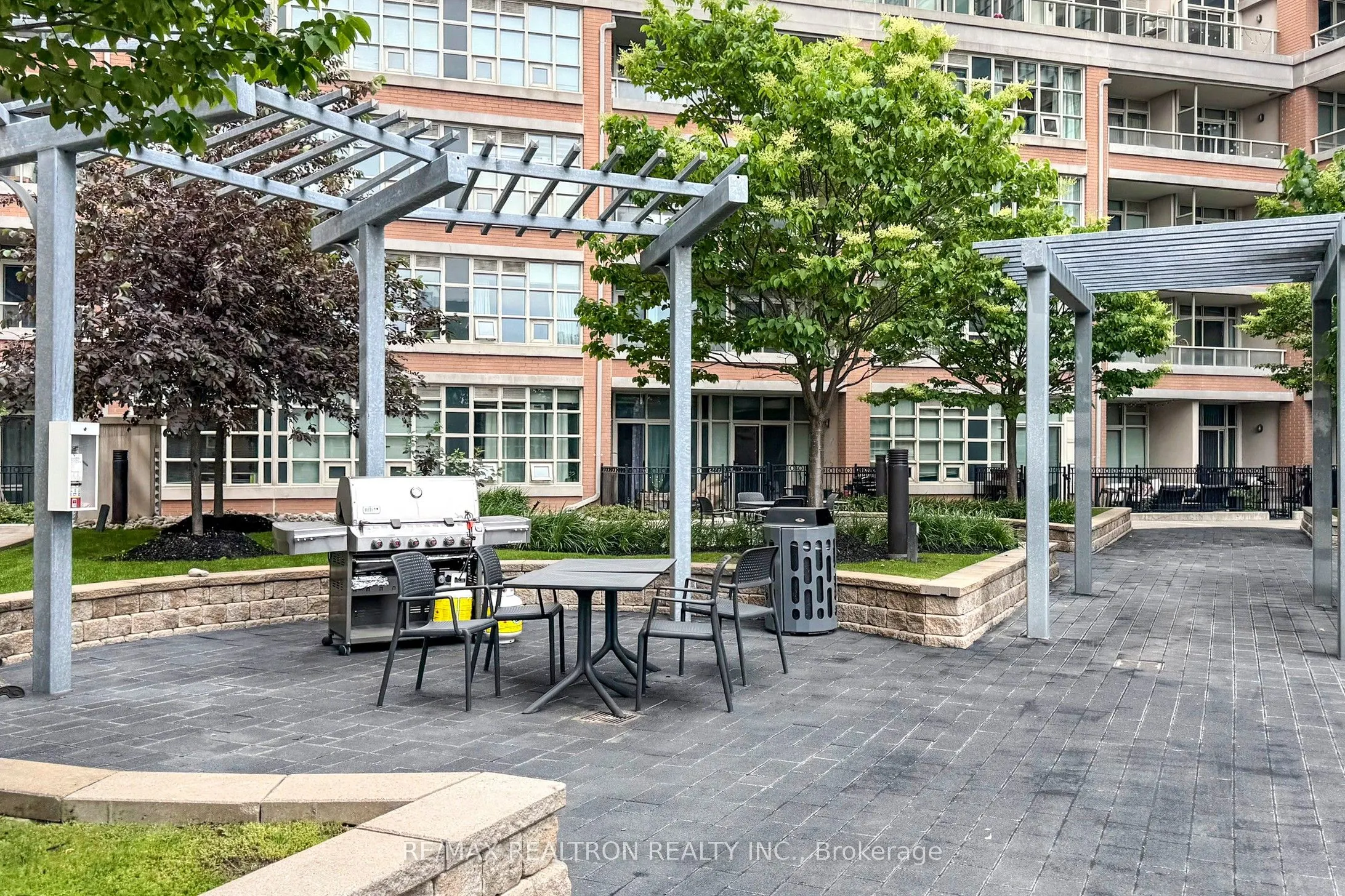 75 East Liberty Street, #502