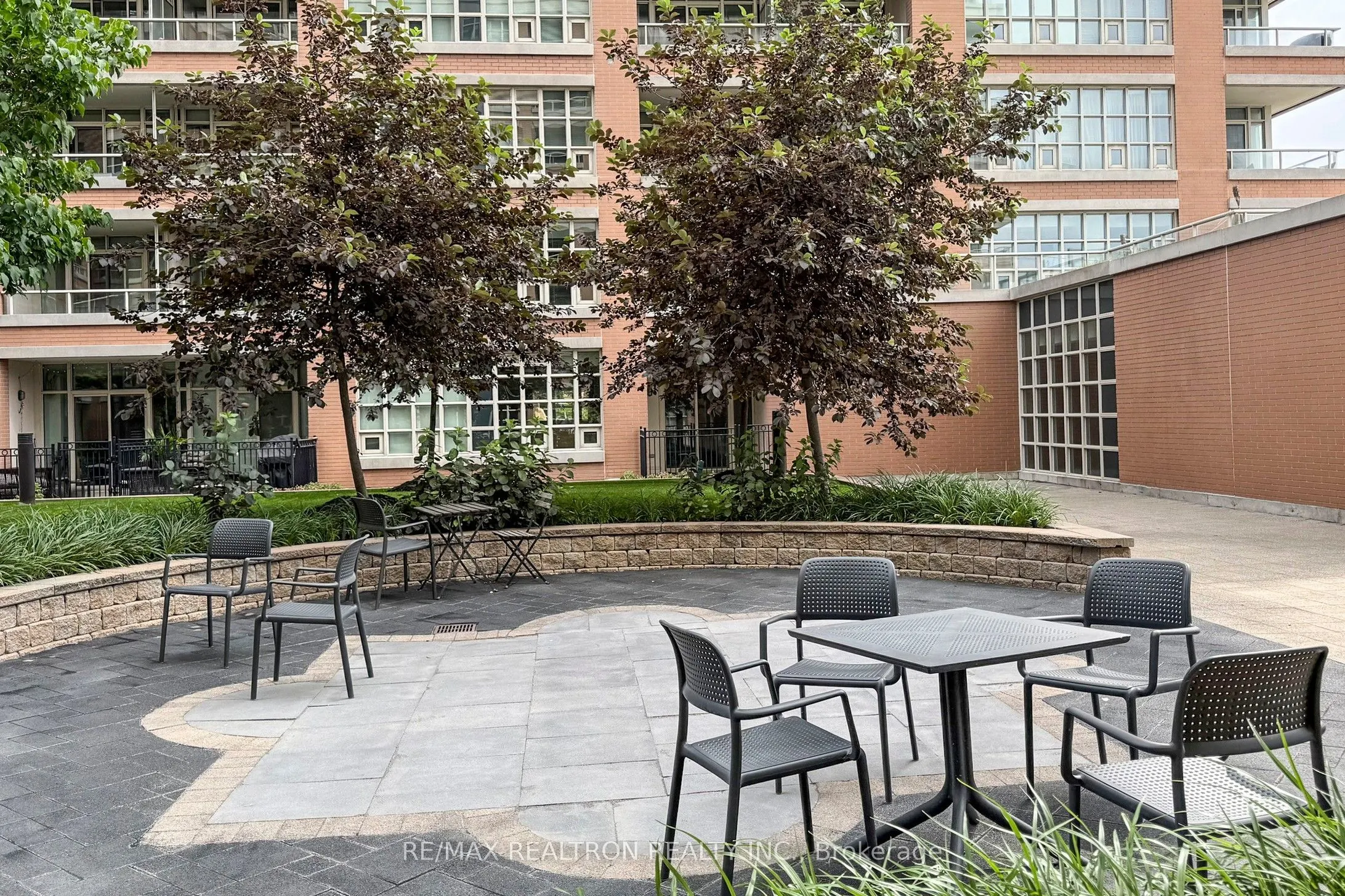 75 East Liberty Street, #502