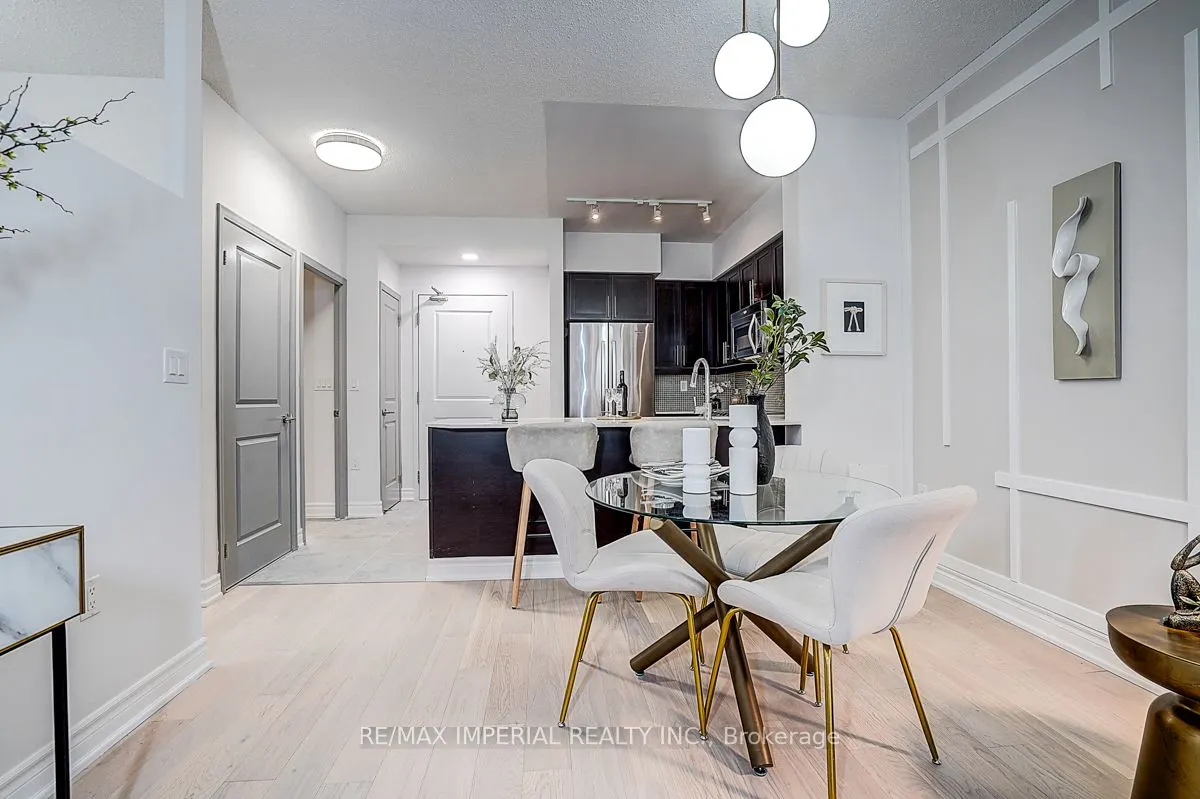 125 Western Battery Road, #406