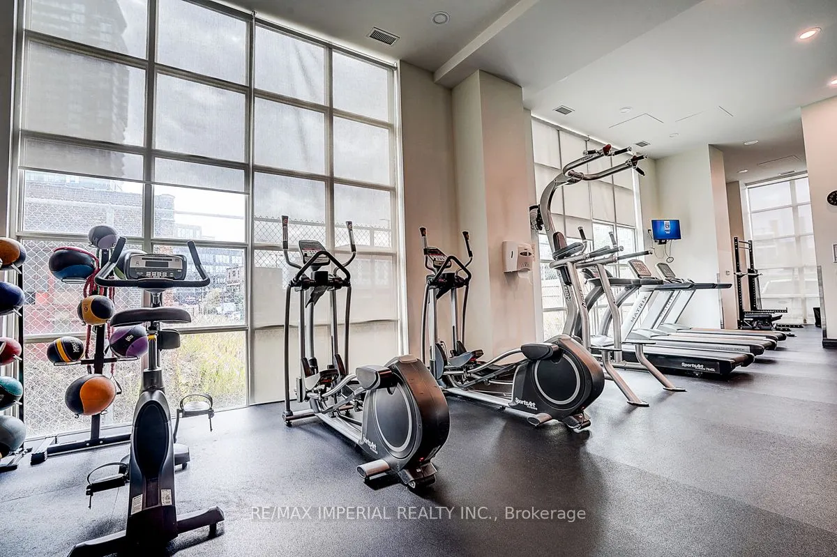 125 Western Battery Road, #406