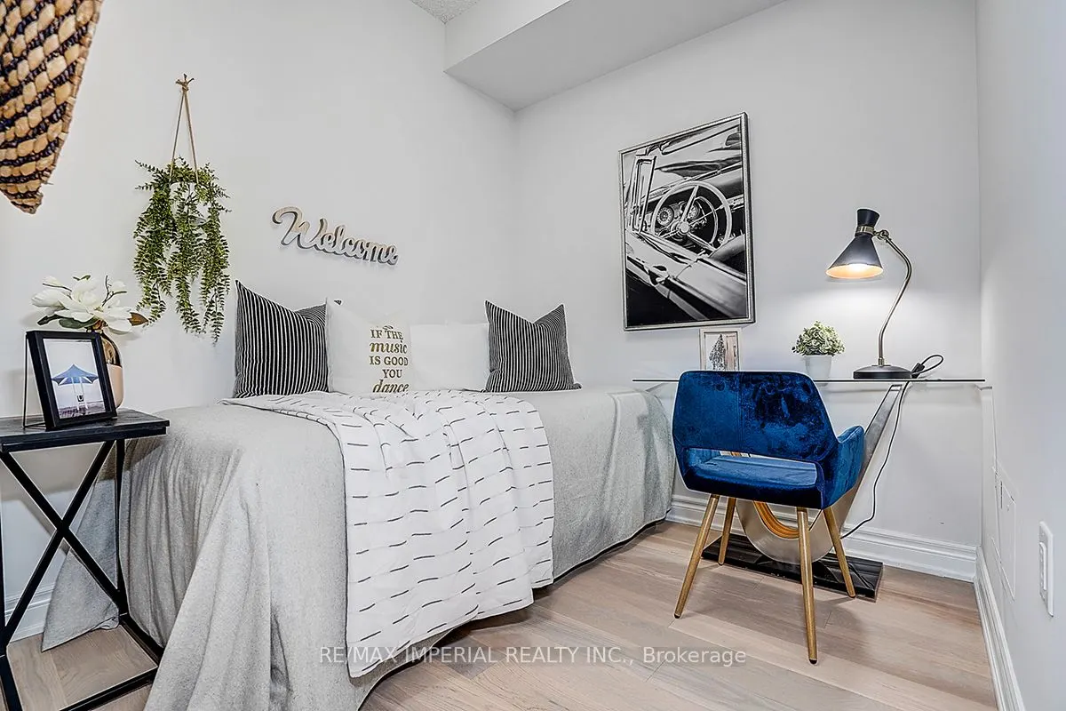 125 Western Battery Road, #406