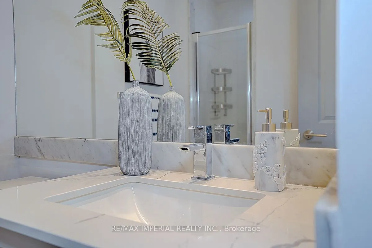 125 Western Battery Road, #406