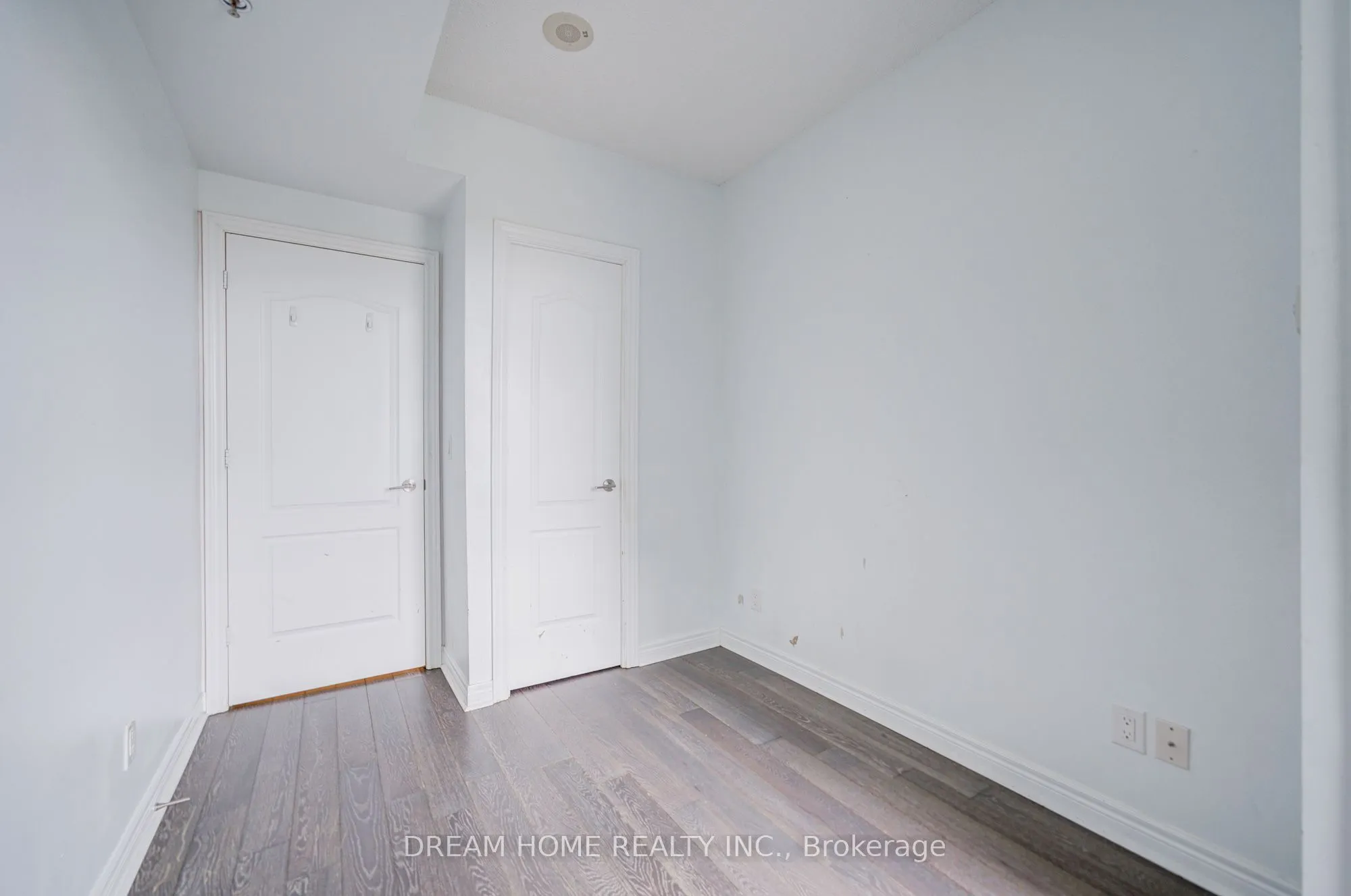 2756 Old Leslie Street, #721