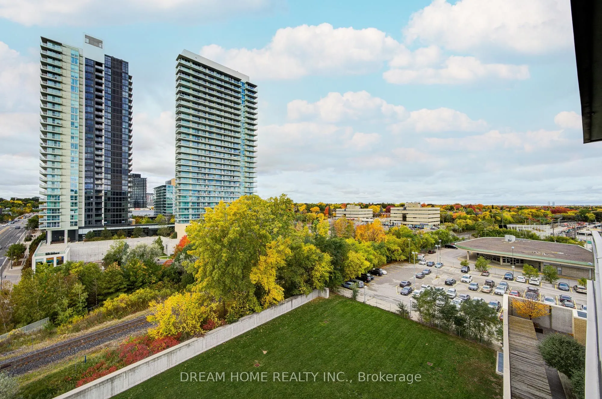 2756 Old Leslie Street, #721