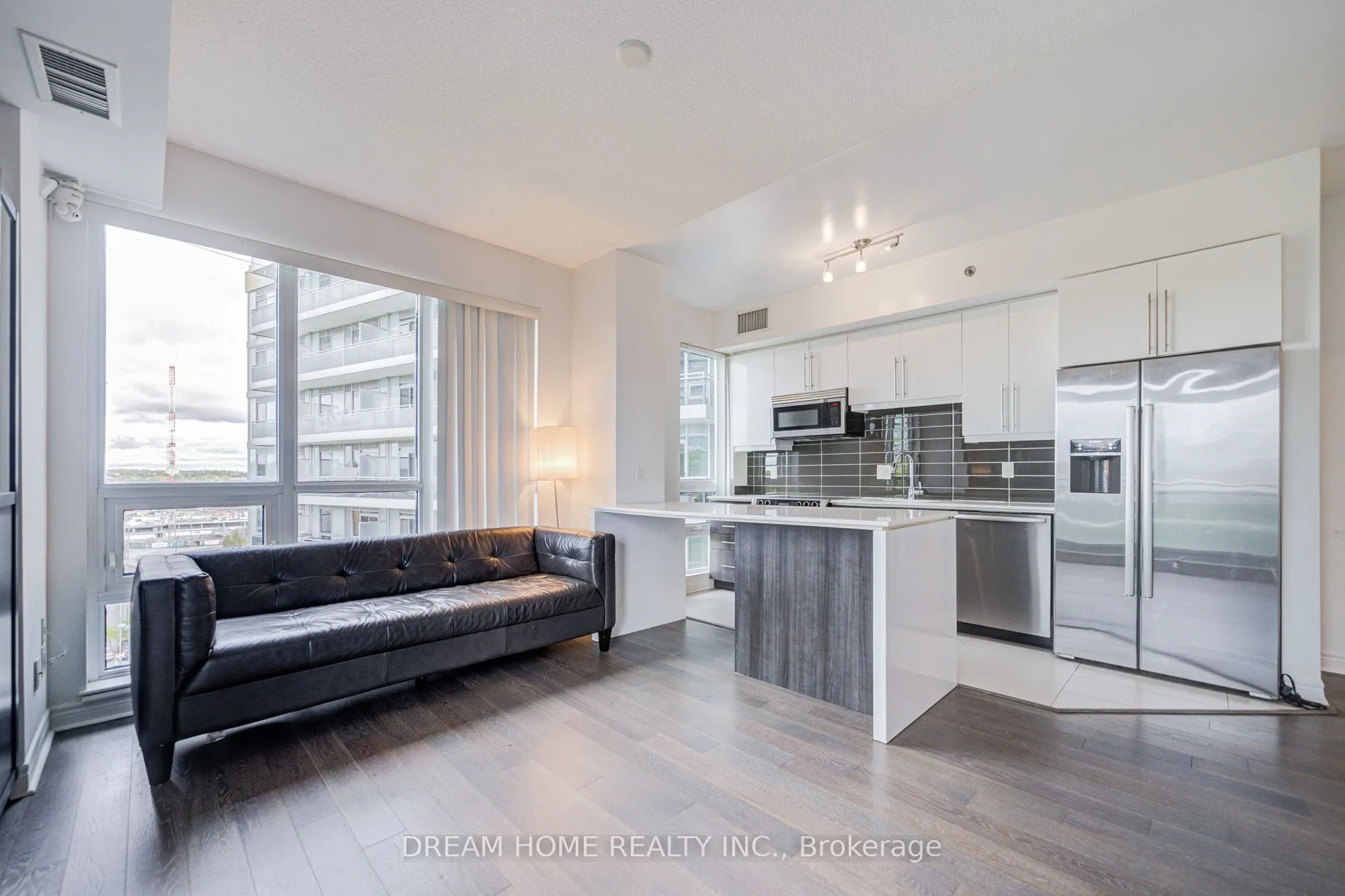 2756 Old Leslie Street, #721