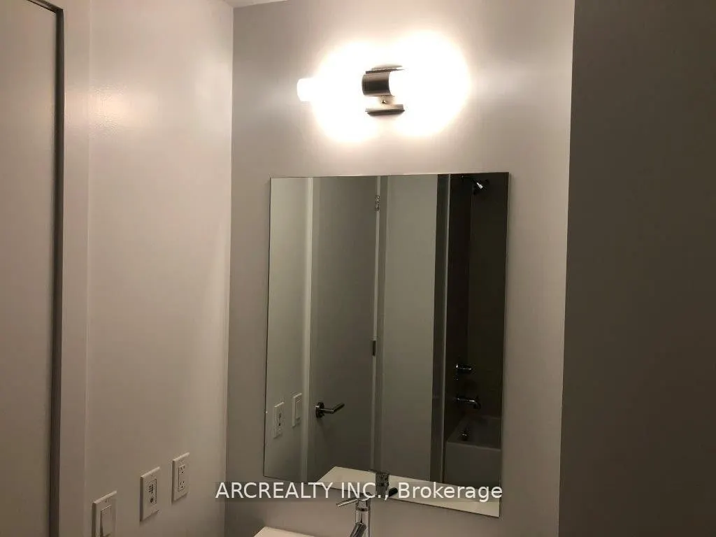 403 Church Street, #2911