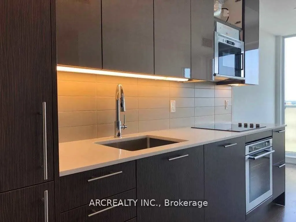 403 Church Street, #2911