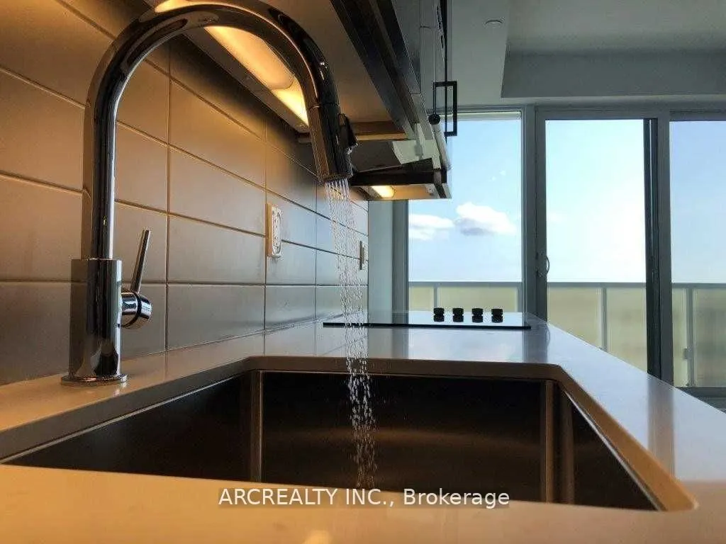 403 Church Street, #2911