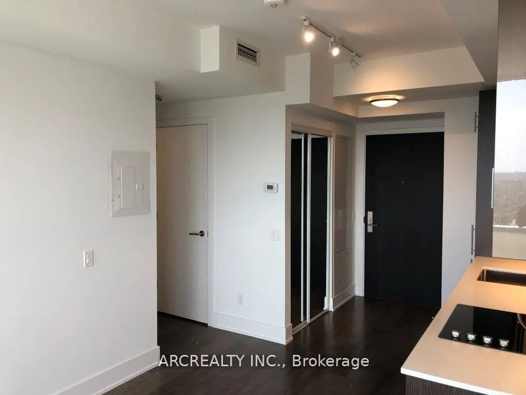 403 Church Street, #2911