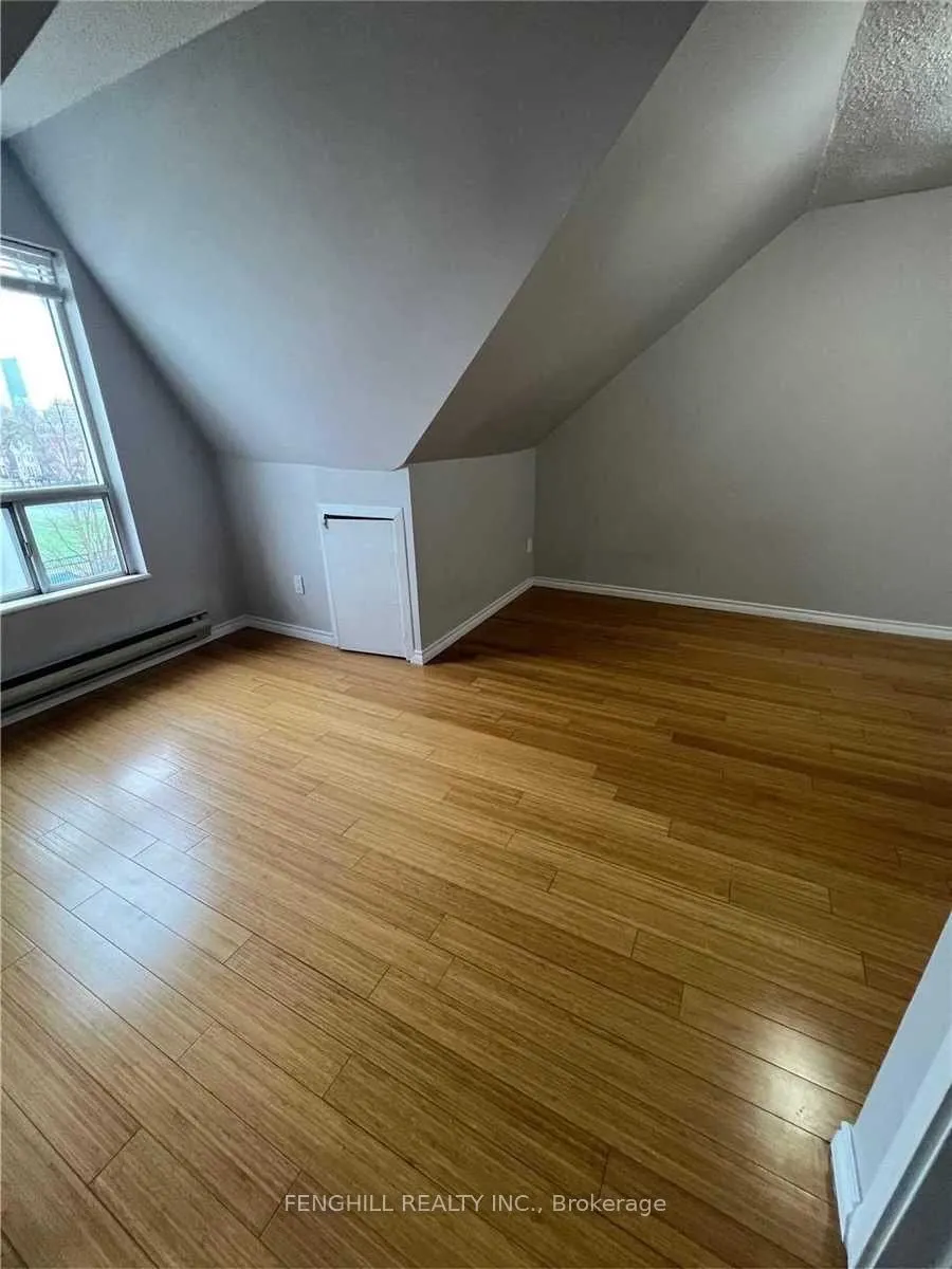 678 Bathurst Street, #2