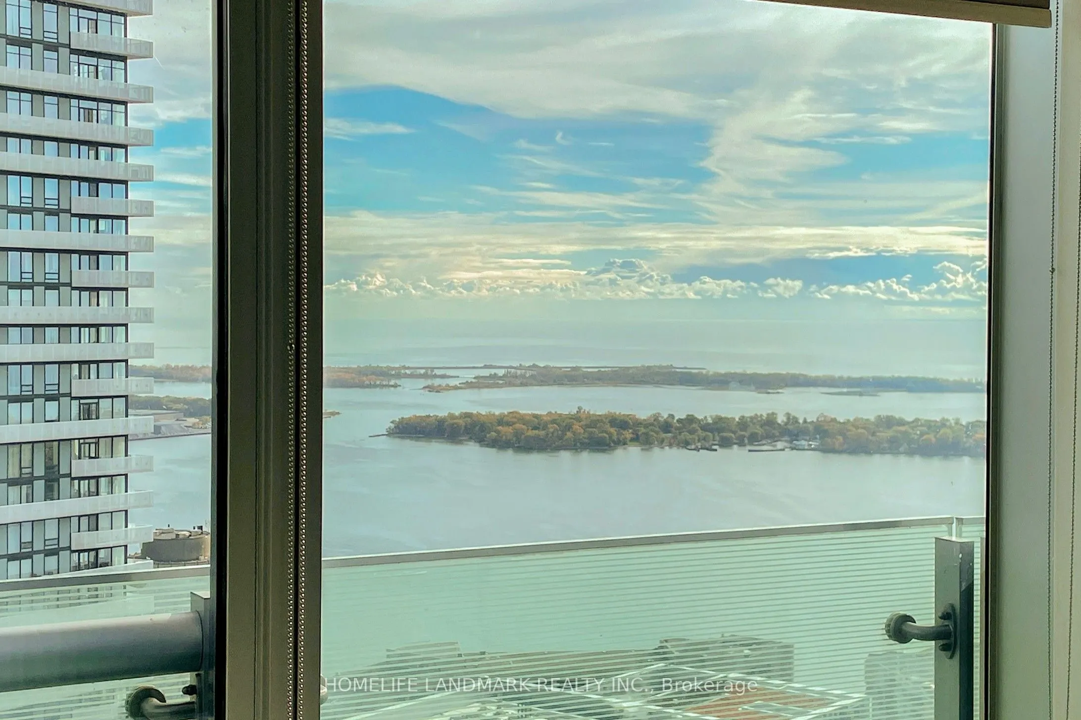 14 York Street, #5903