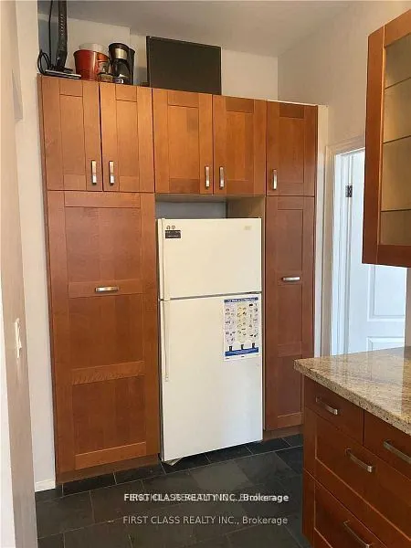 125 Maitland Street, #Main