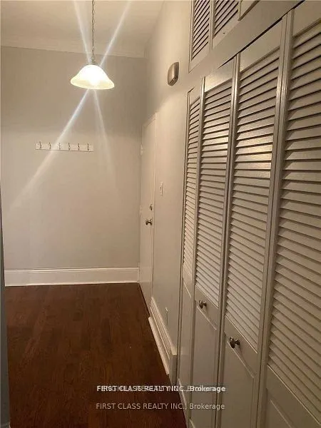 125 Maitland Street, #Main