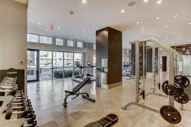 88 Sheppard Avenue E, #906