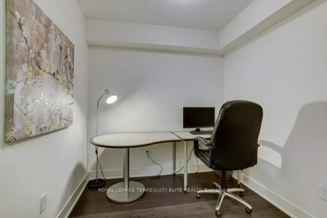 88 Sheppard Avenue E, #906