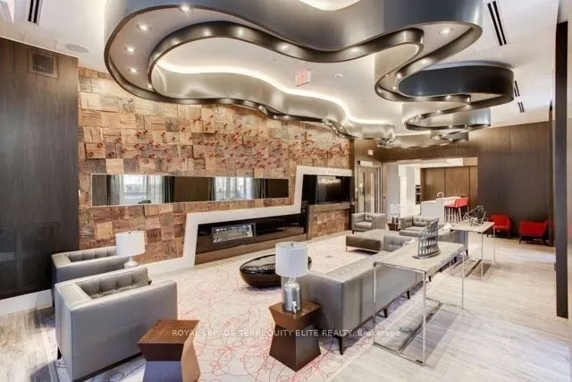 88 Sheppard Avenue E, #906