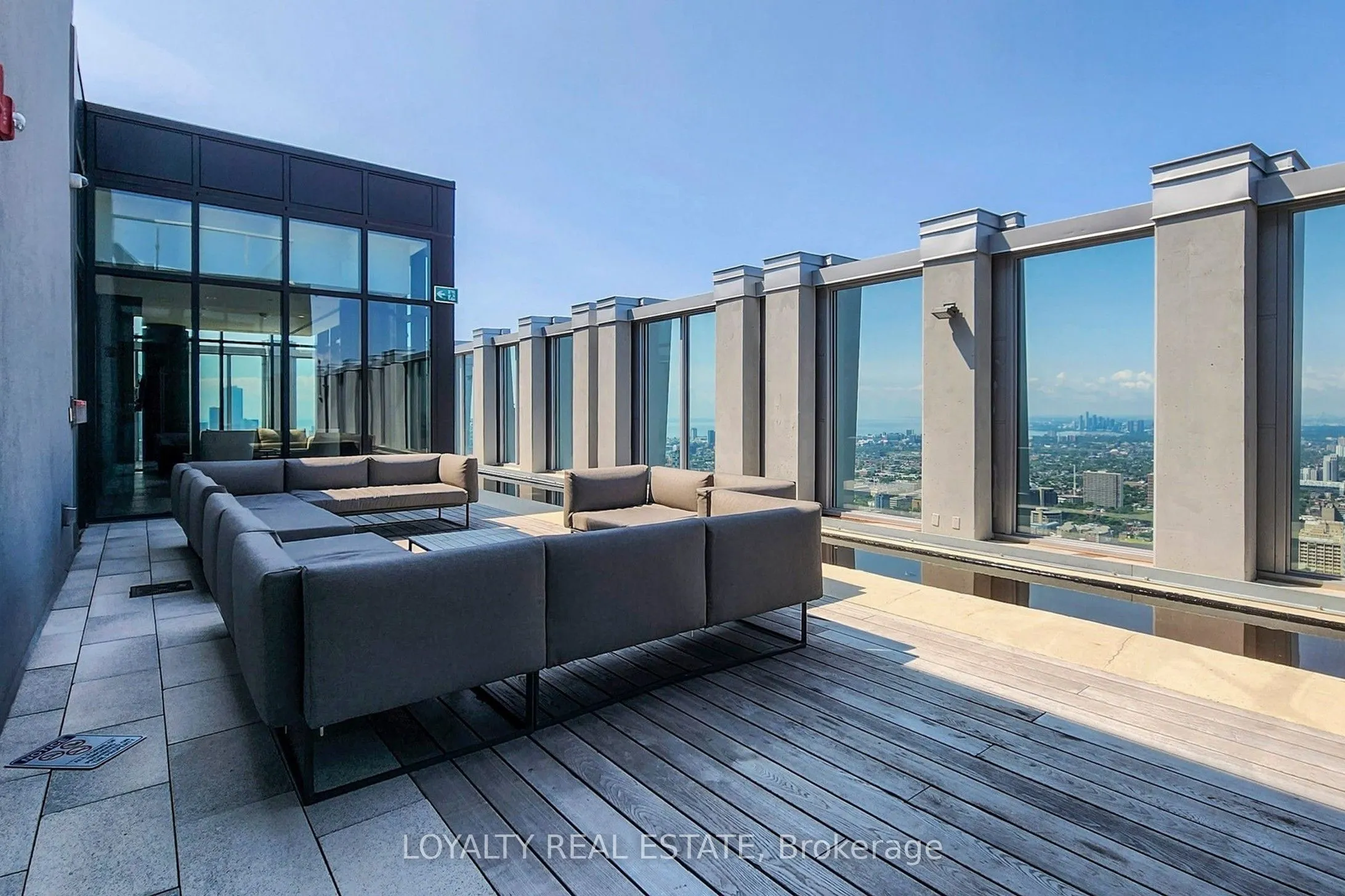 1 Yorkville Avenue, #5005