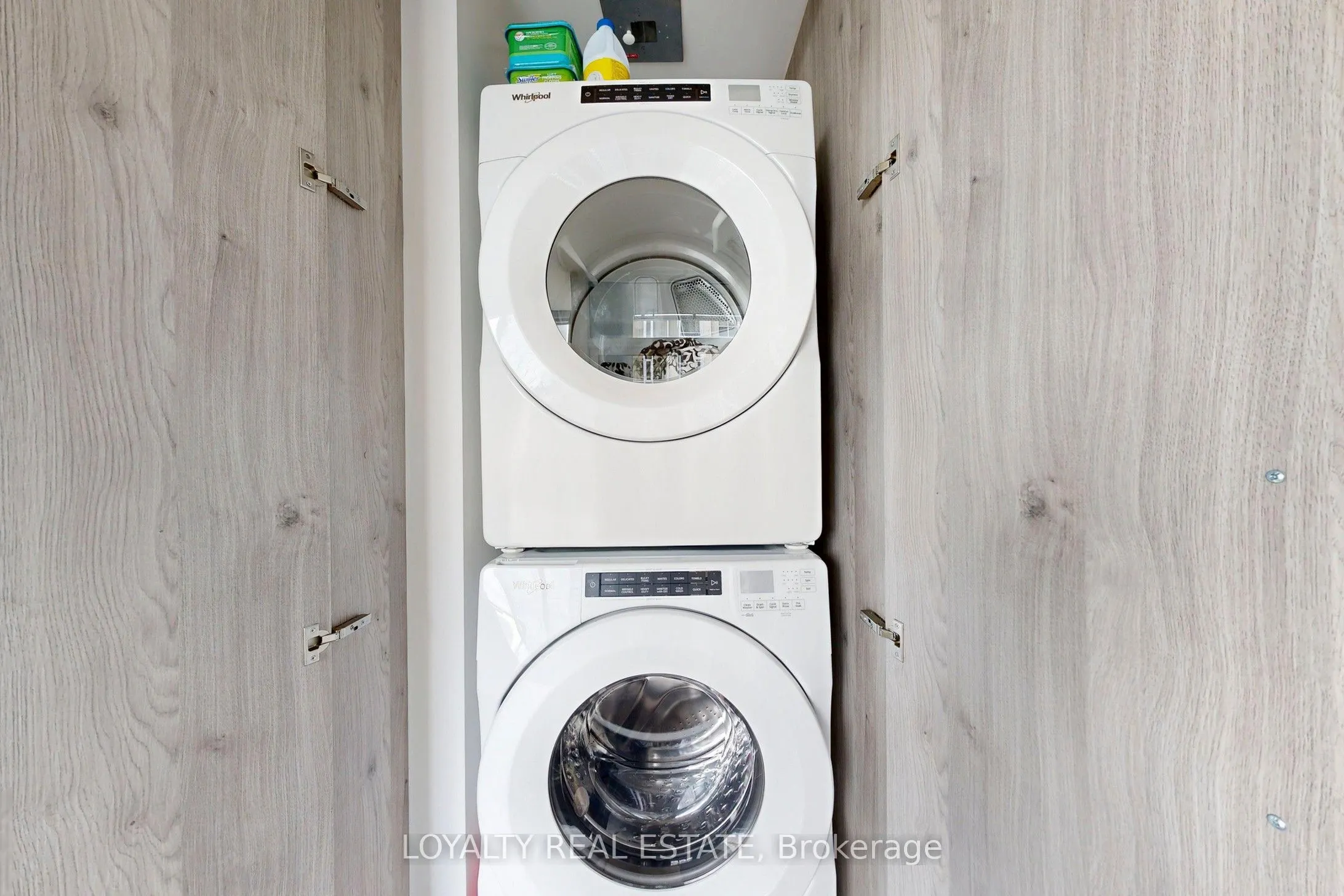 1 Yorkville Avenue, #5005