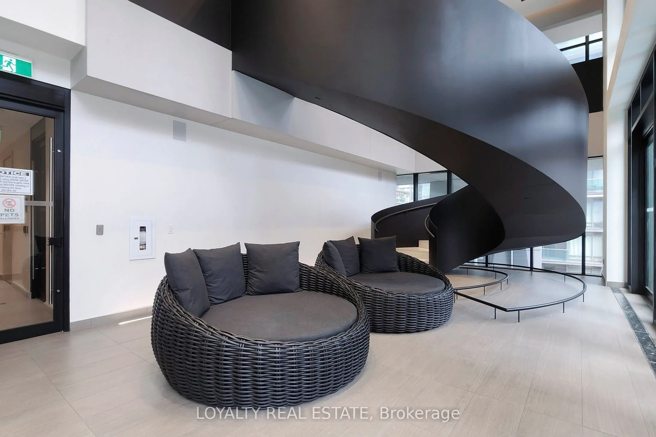 1 Yorkville Avenue, #5005