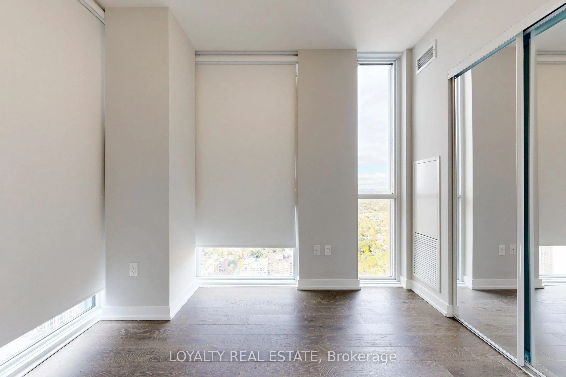 1 Yorkville Avenue, #5005