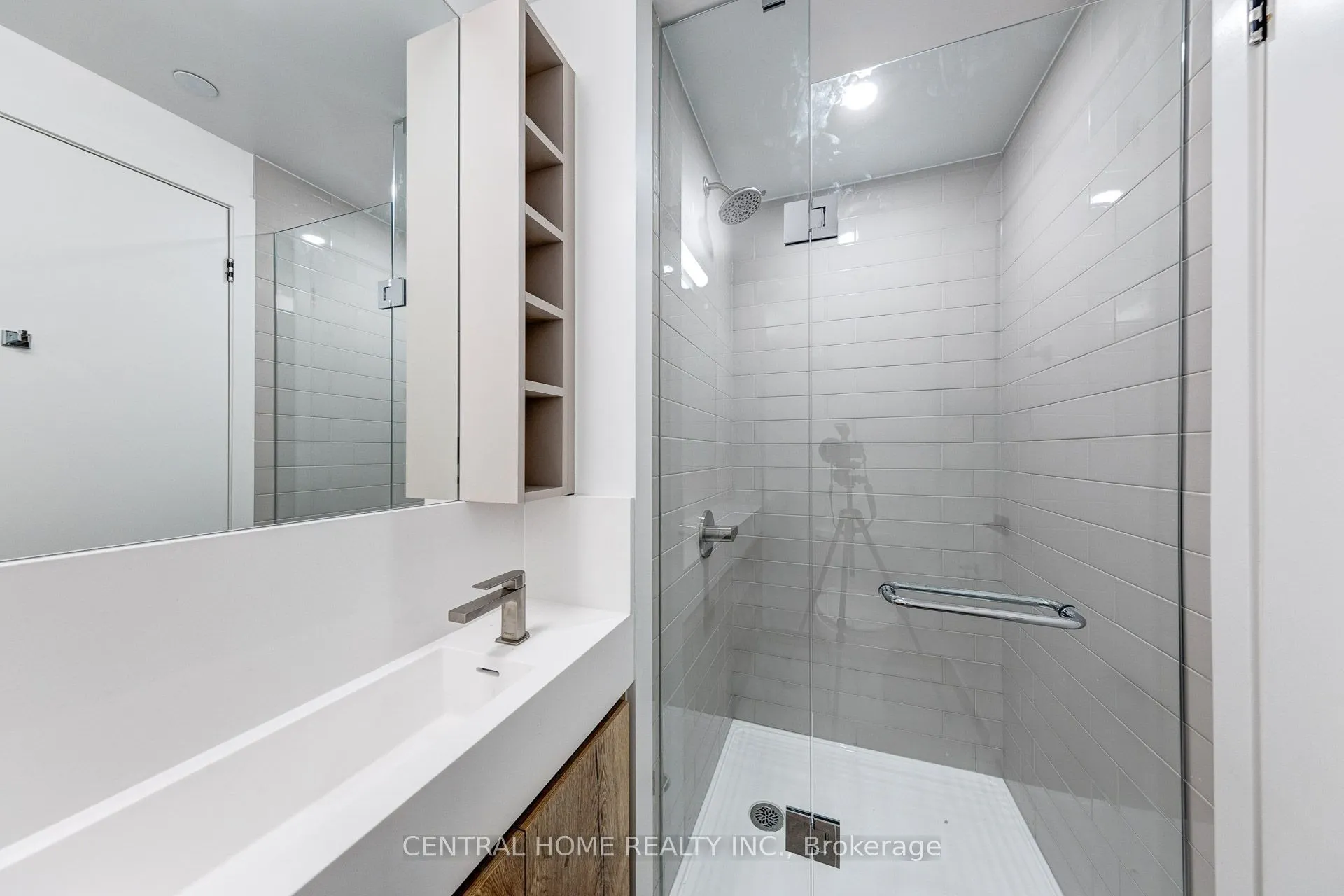 319 Jarvis Street, #1906