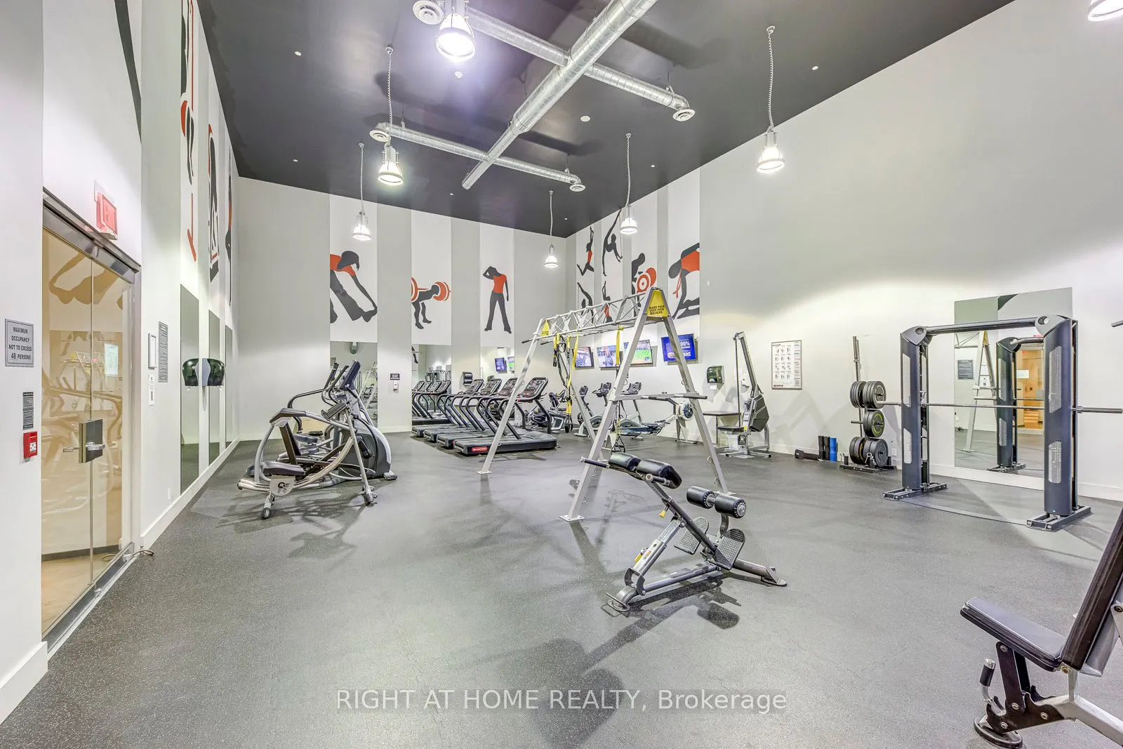 1030 King Street W, #748