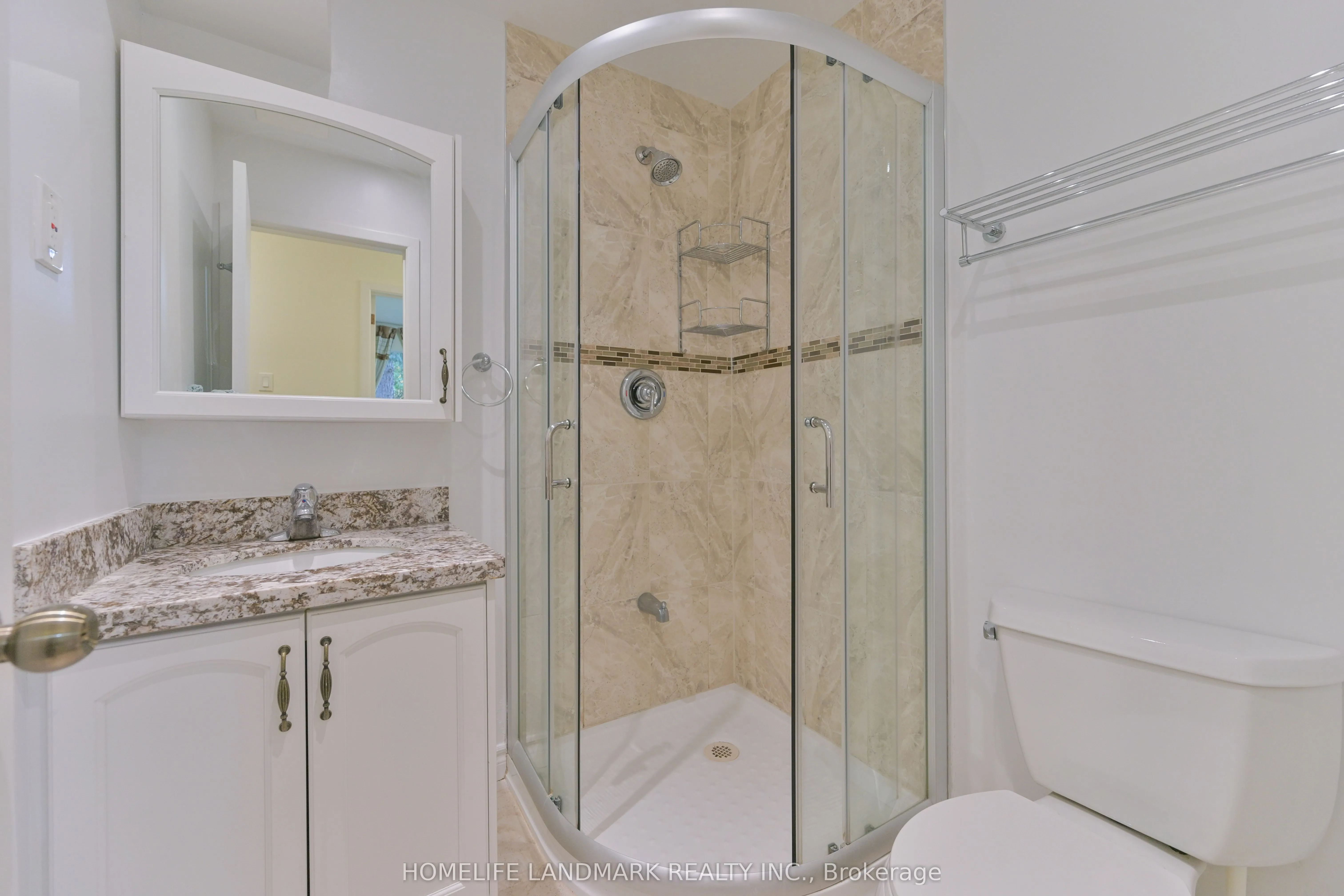 144 Clansman Boulevard