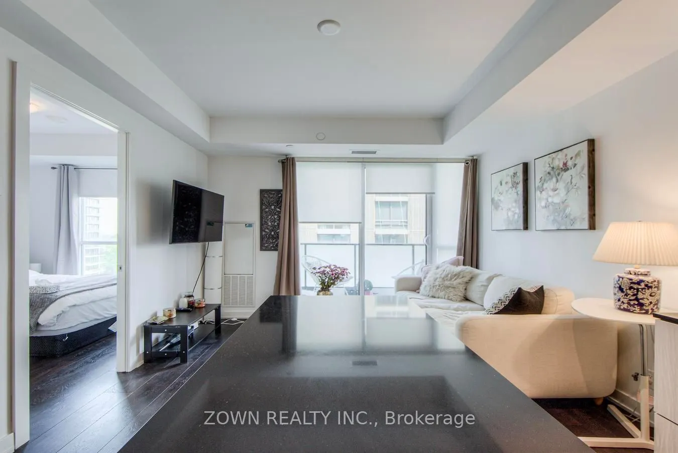 609 Avenue Road, #1410