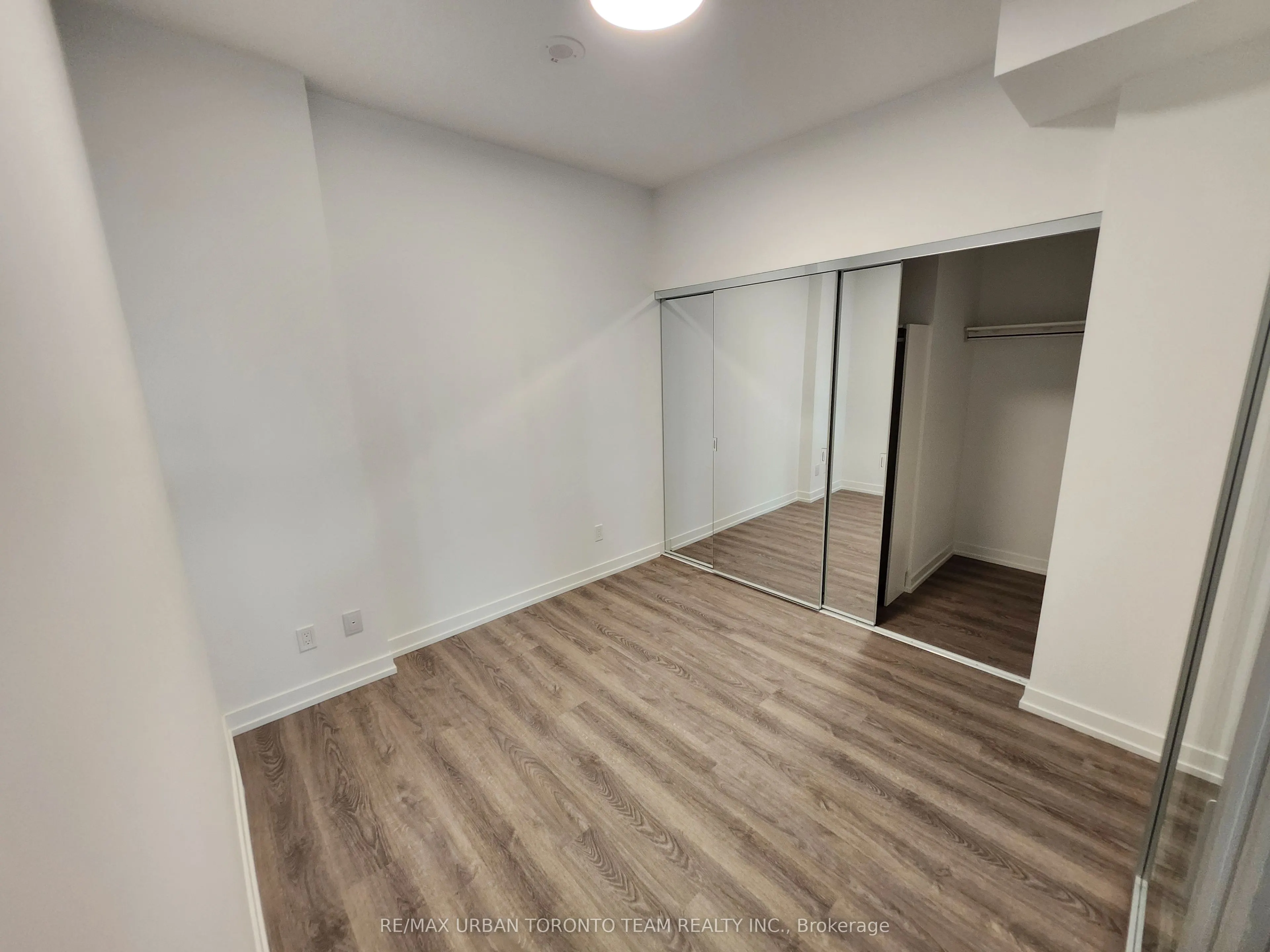 771 Yonge Street, #2805