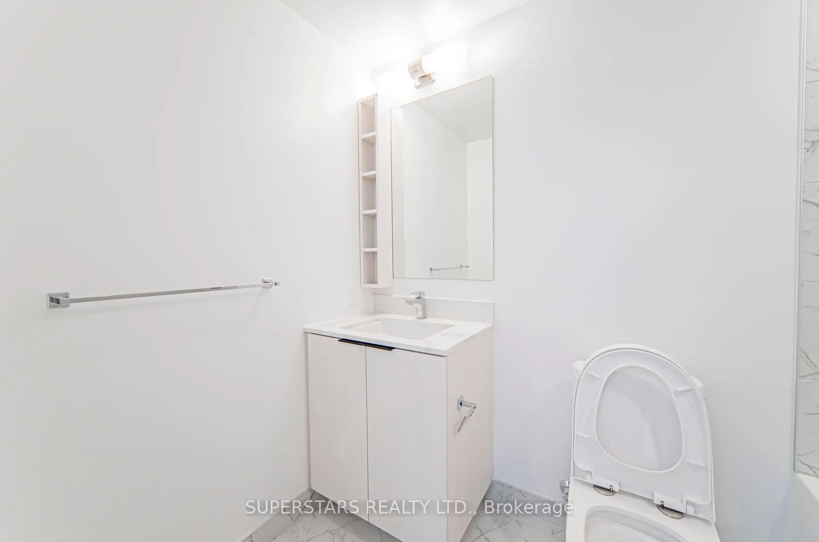 82 Dalhousie Street, #2105