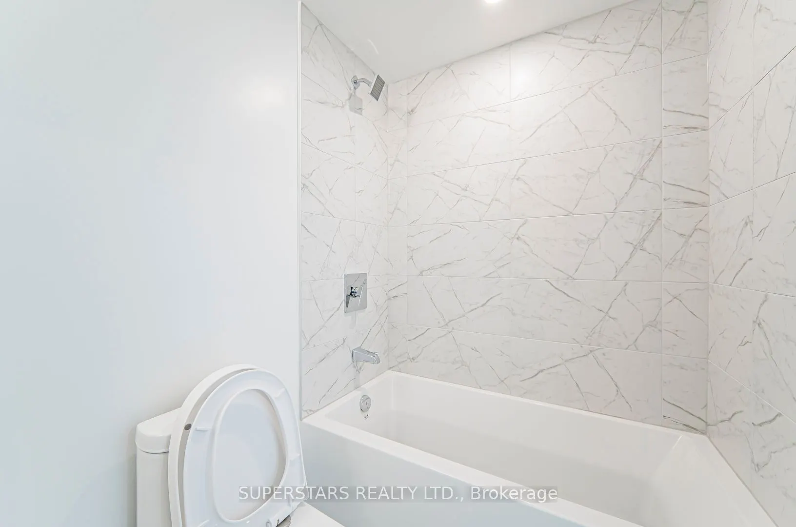 82 Dalhousie Street, #2105