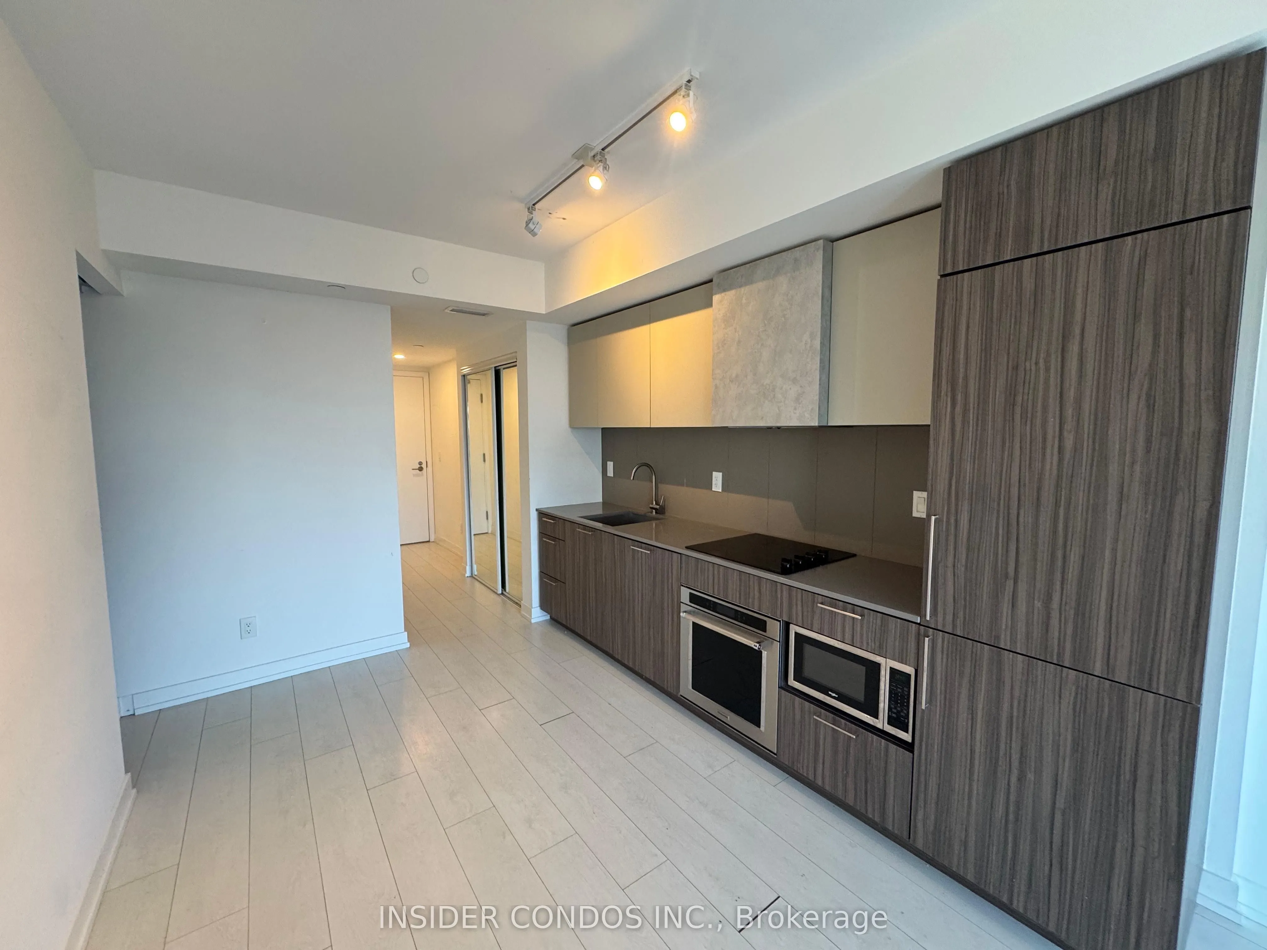 19 Western Battery Road, #1611