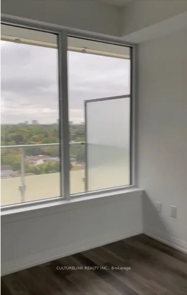 75 Canterbury Place, #1510