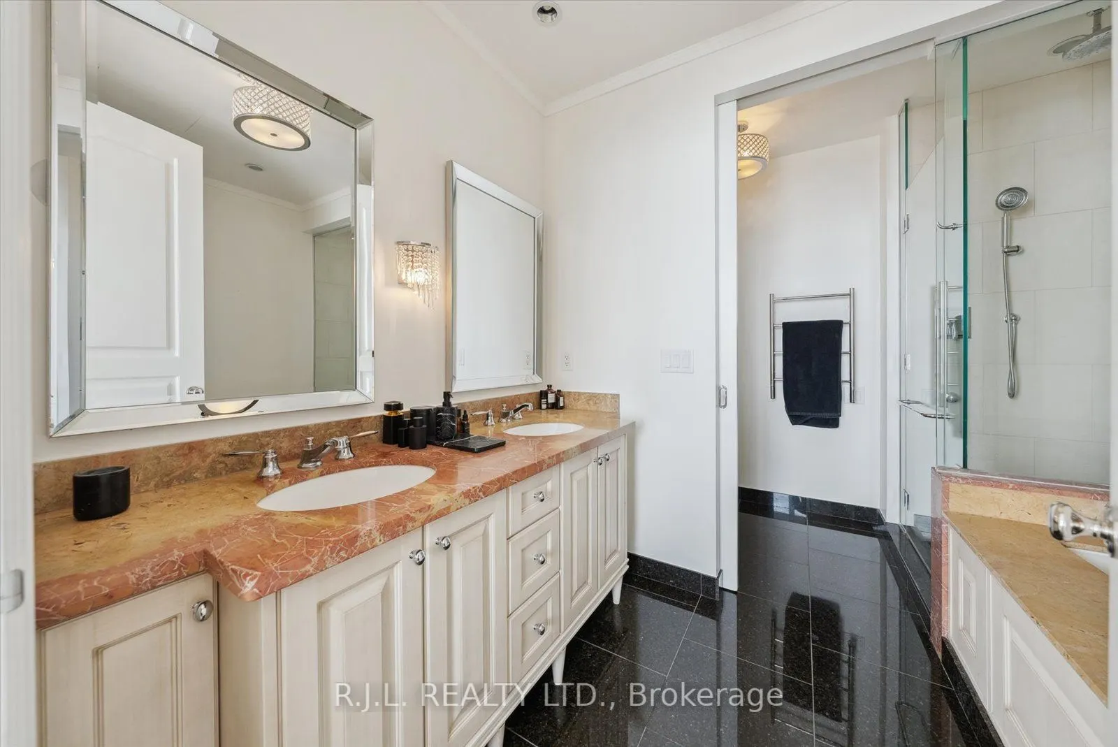 183 Wellington Street W, #2505