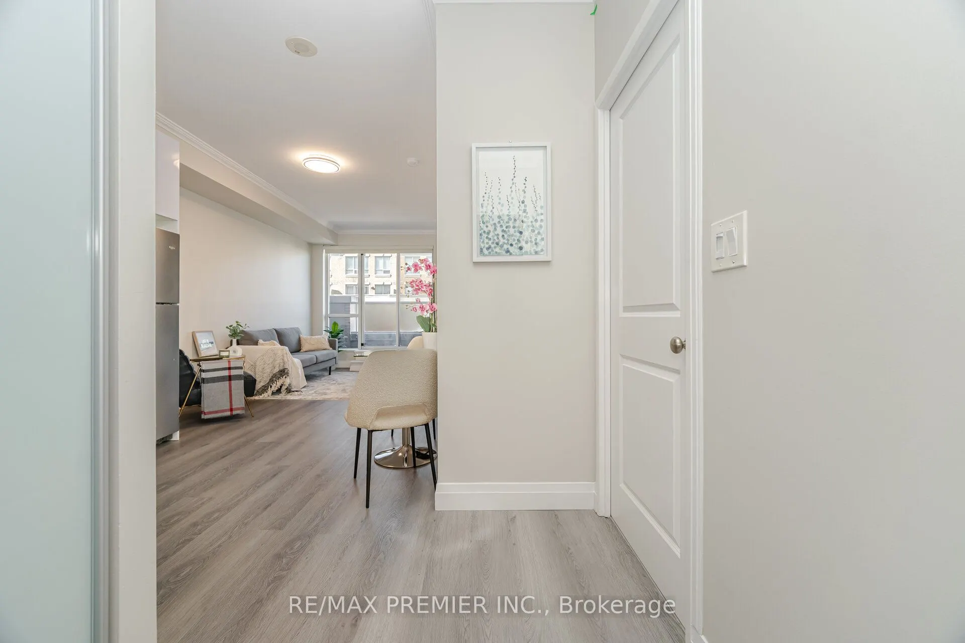 1005 King Street W, #717