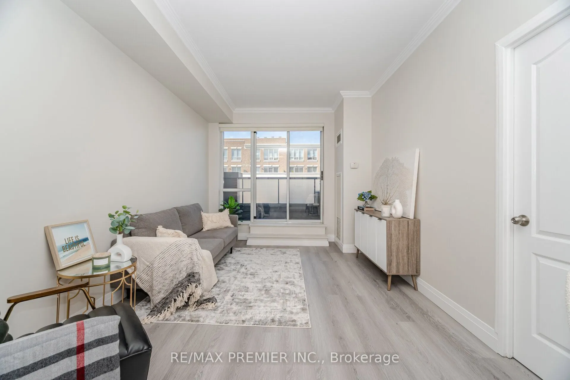 1005 King Street W, #717