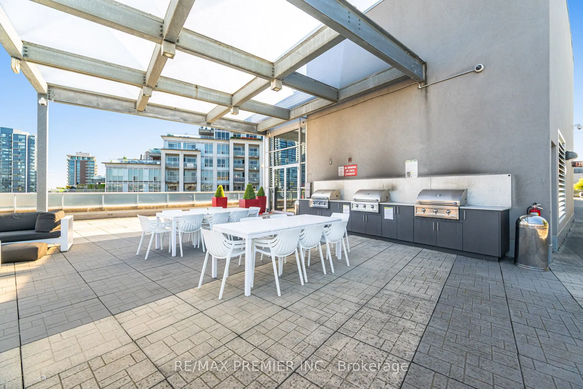 1005 King Street W, #717