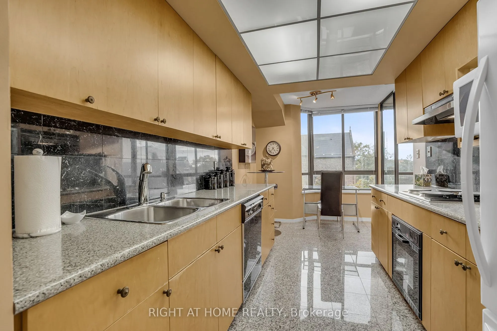 195 St Patrick Street, #604