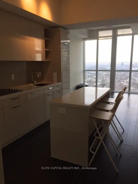 32 Davenport Road, #3003