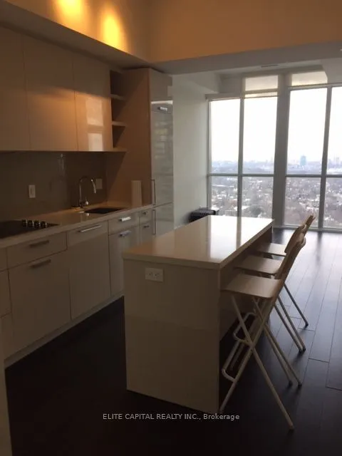 32 Davenport Road, #3003