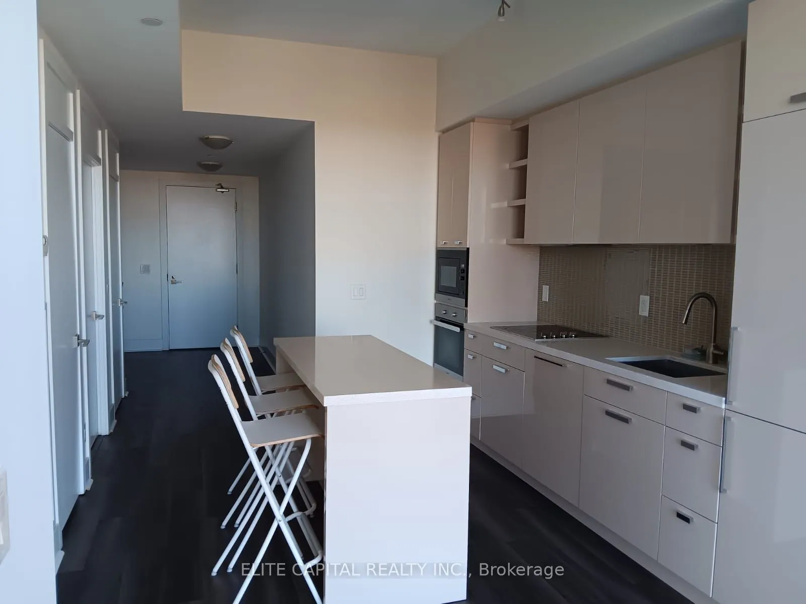 32 Davenport Road, #3003