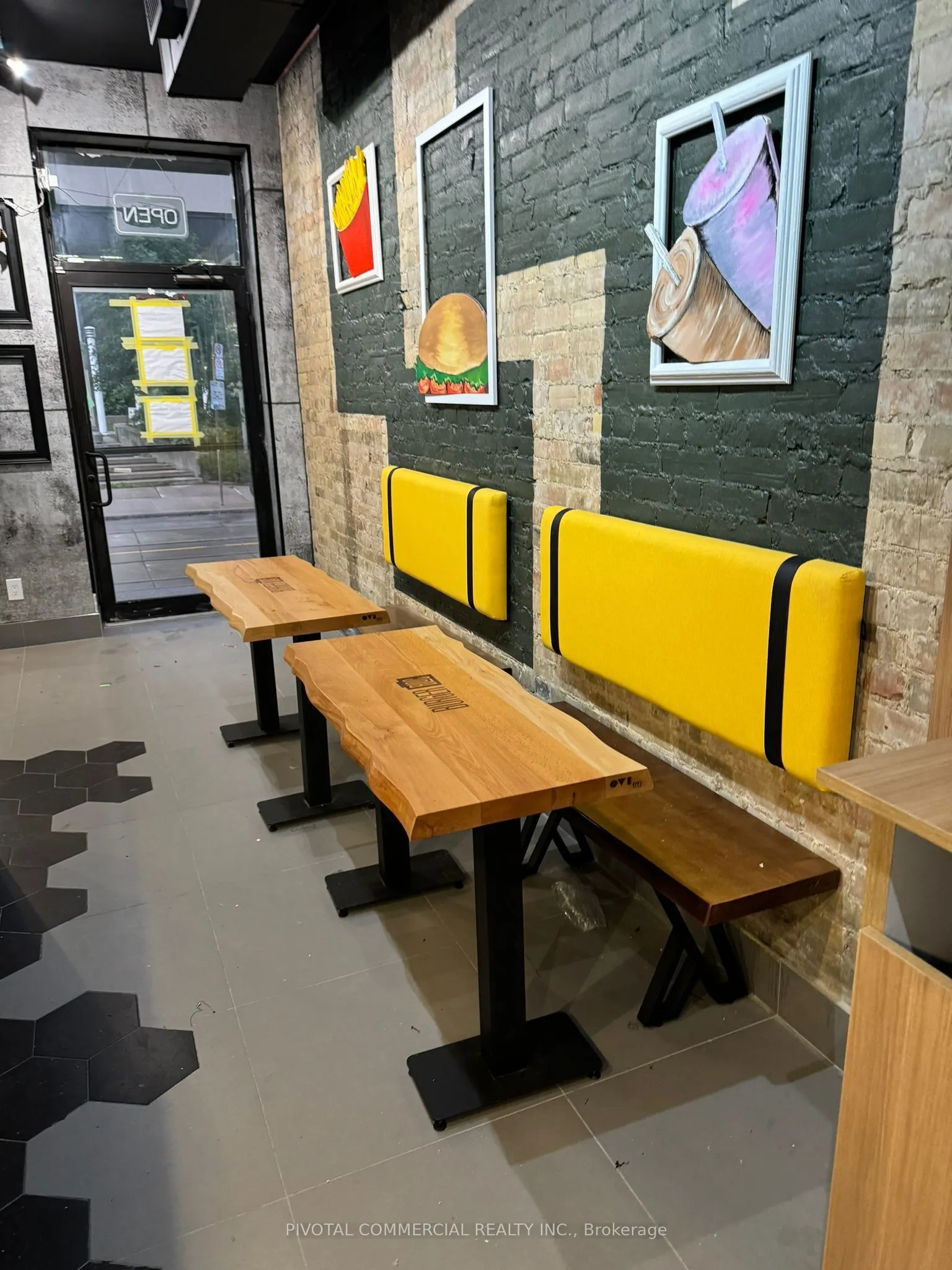 162 McCaul Street, #100