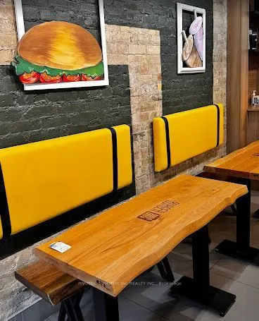 162 McCaul Street, #100