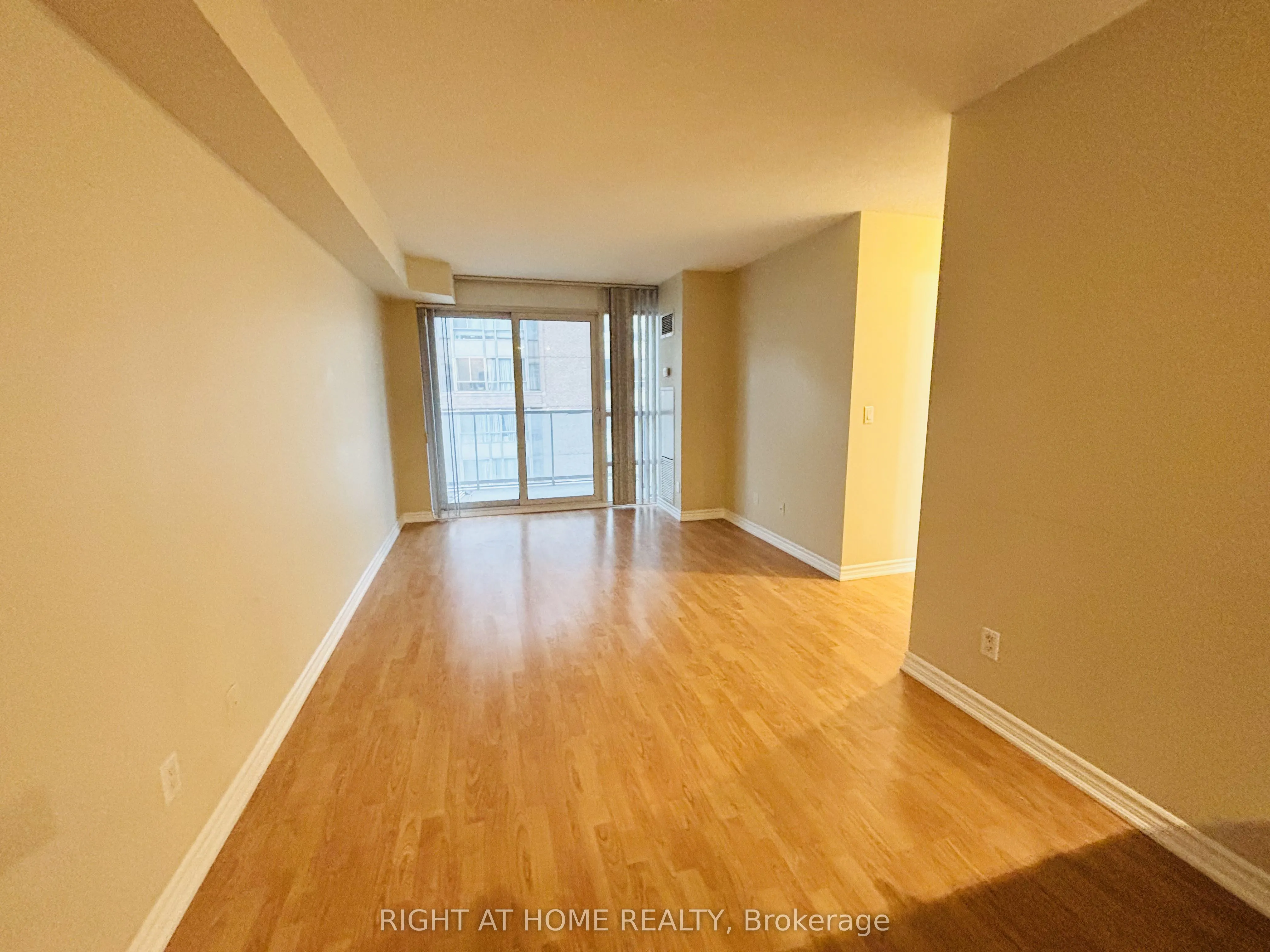 761 Bay Street, #1508