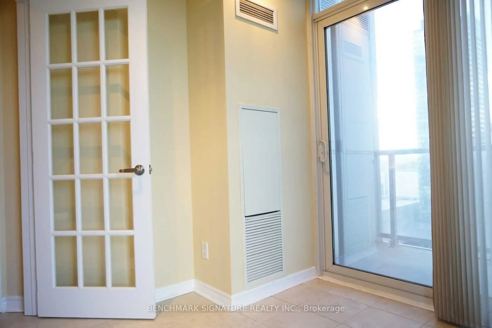 763 Bay Street, #3102