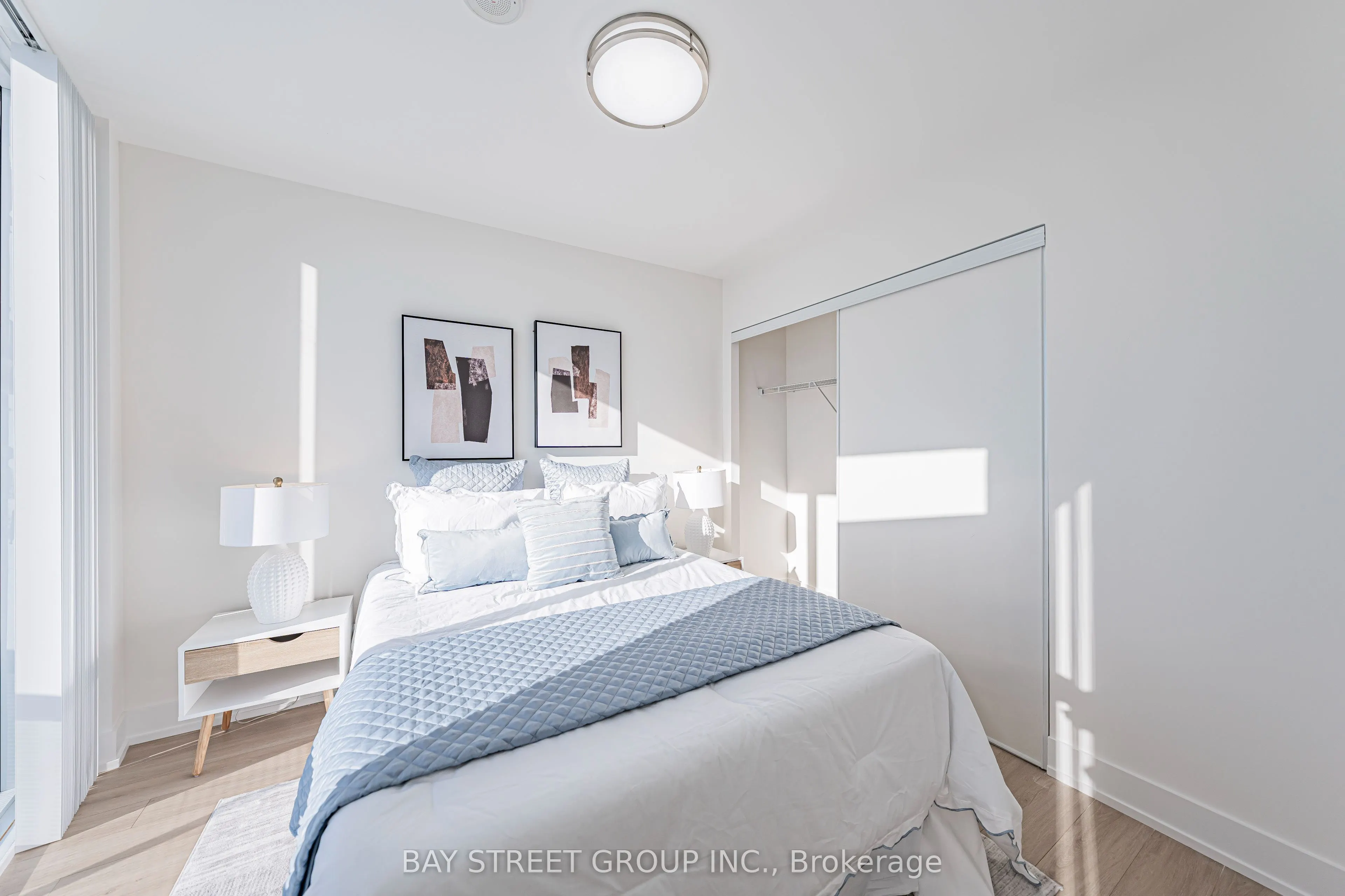 100 Harbour Street, #3809