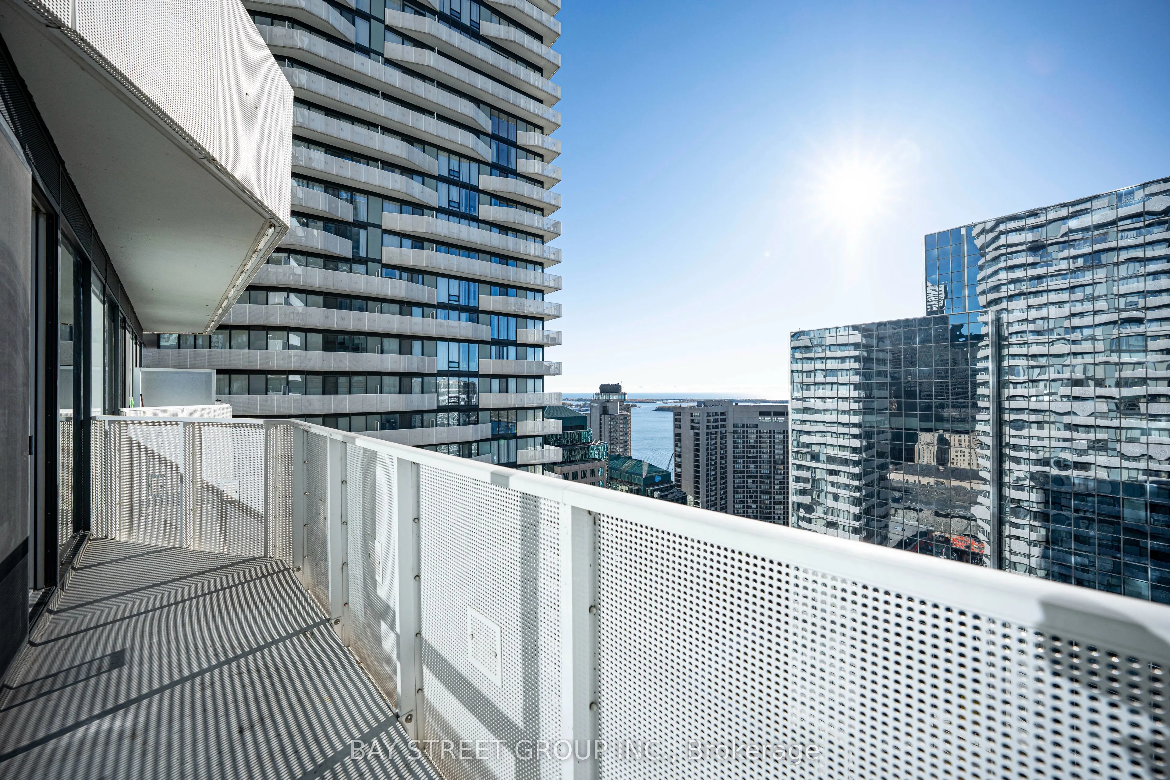 100 Harbour Street, #3809