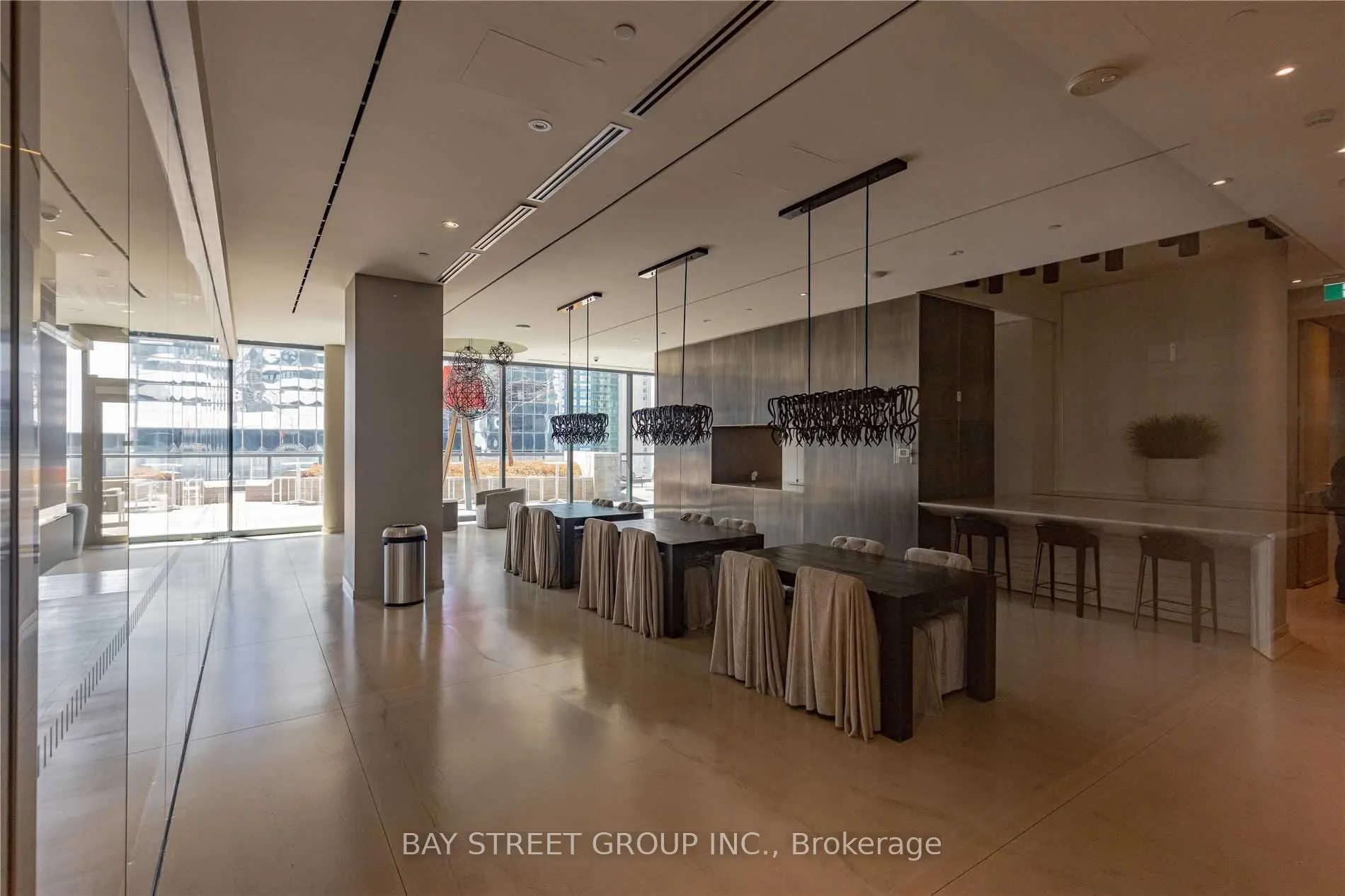 100 Harbour Street, #3809